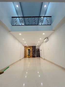Bán nhà phân lô Hoàng Văn Thái, Thanh Xuân 8 tầng thang máy 5PN, kinh doanh - ô tô tránh